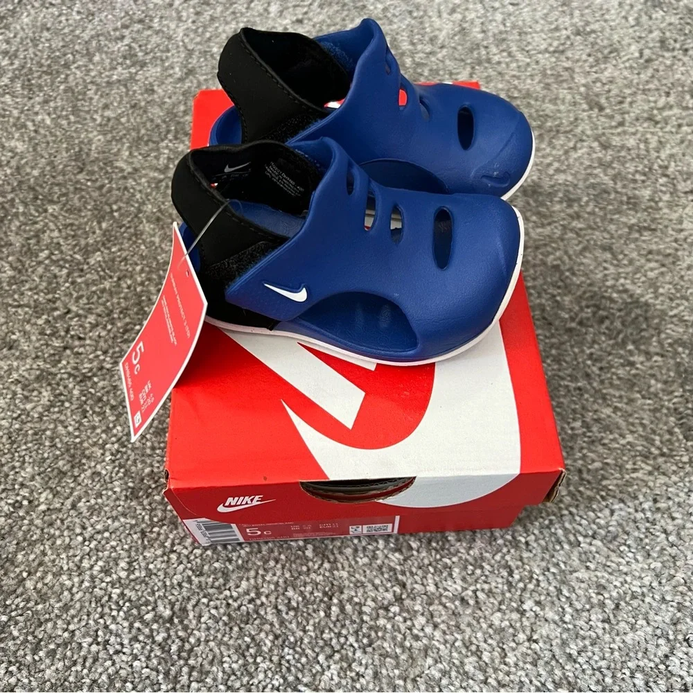 Nike shoes boys 5C blue black sunray protect‎ 3 summer outdoor comfort casual